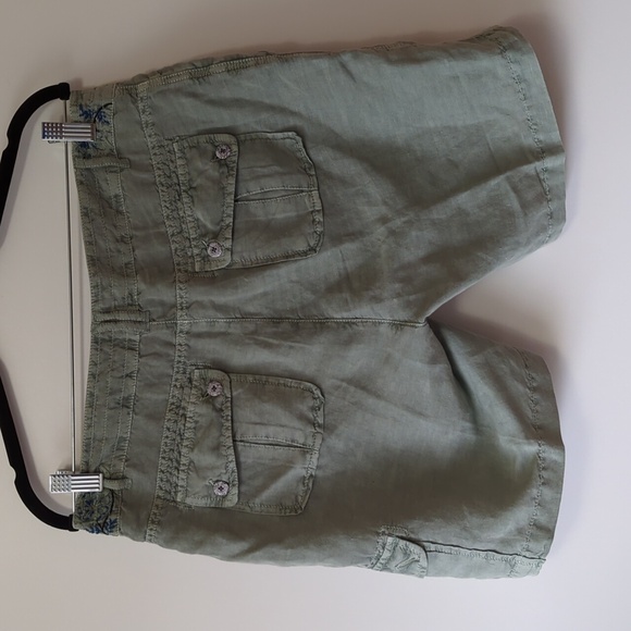 Sundance Womens Kennebunk Linen Blend Embroidered Cargo Shorts - Size 10 - Picture 10 of 13